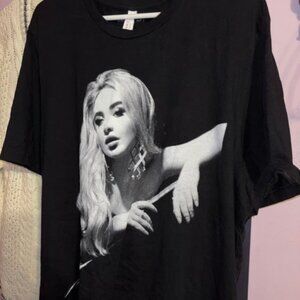 Sabrina Carpenter T-Shirt - Black with Artistic Design